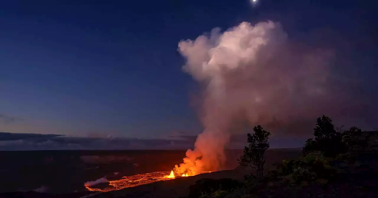 Tourists flock to view Hawaiian volcano’s latest eruption