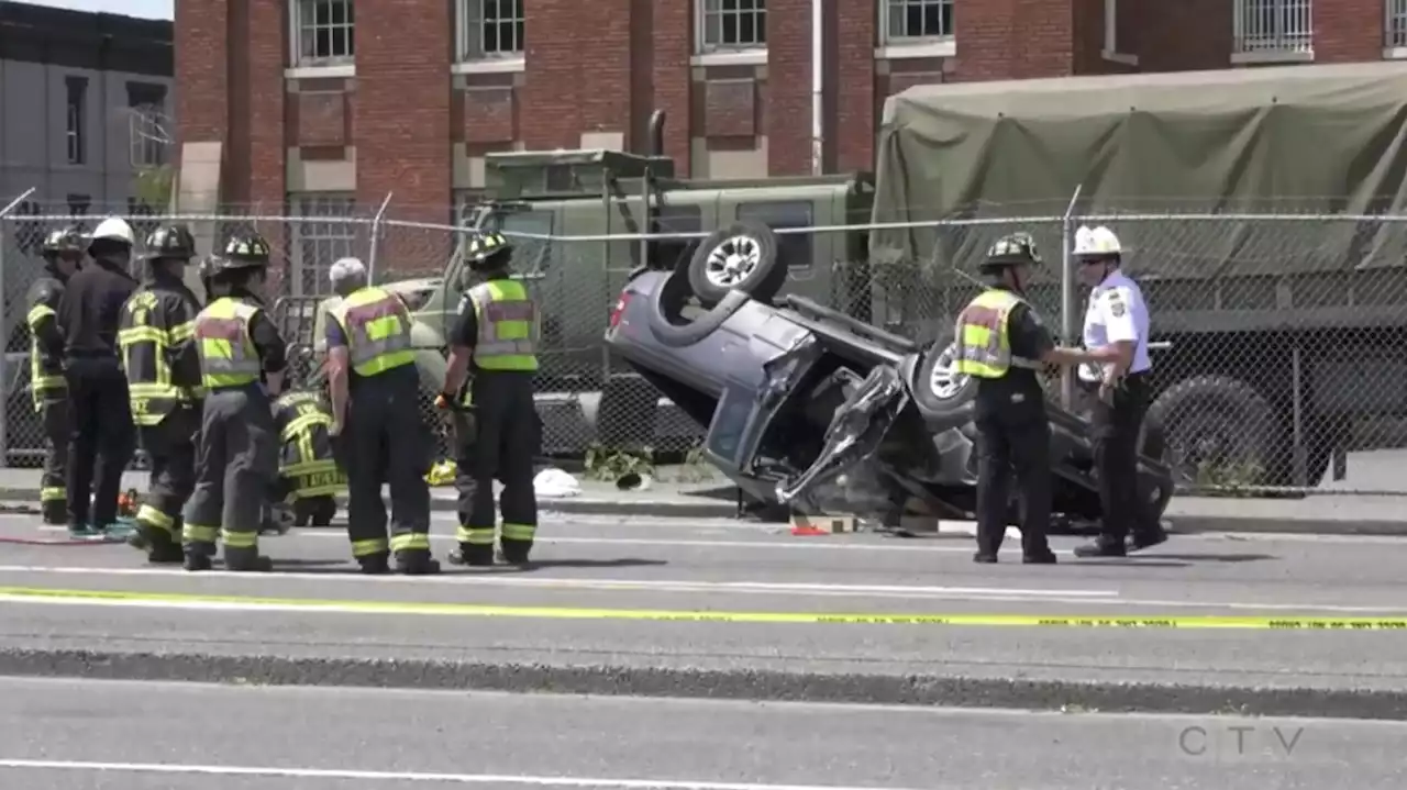 Serious crash blocks major street into downtown Victoria