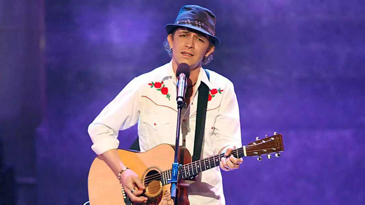 'America's Got Talent' winner Michael Grimm remains 'sedated,' in ICU with unknown illness, wife says