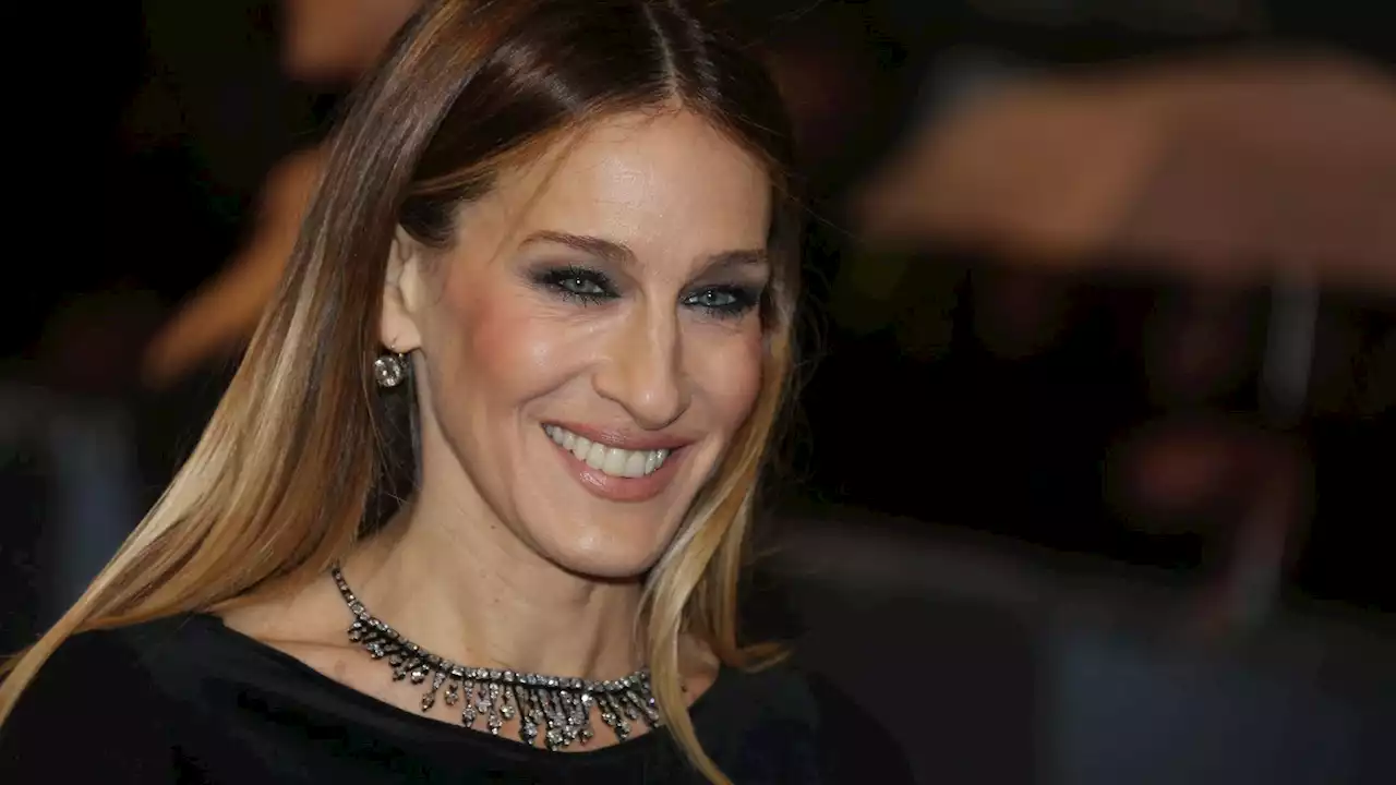 Sarah Jessica Parker, sublime : elle porte la tendance de l'été (on l'adore !)