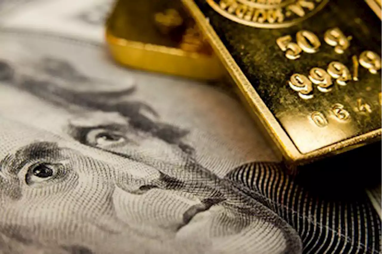 Gold moves through whipsaw city heading into Fed week