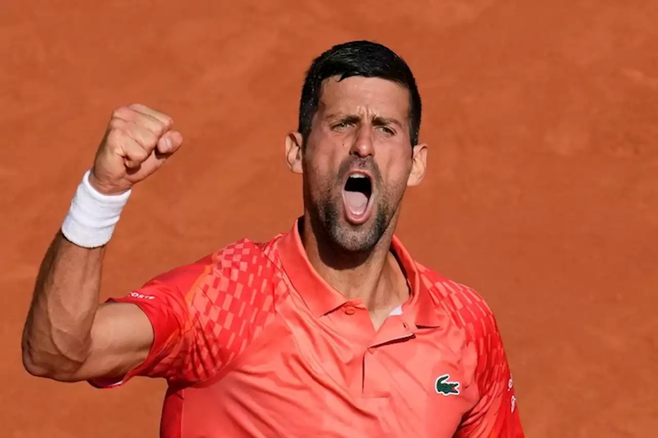 Djokovic bate a un Alcaraz que no pudo competir por los calambres