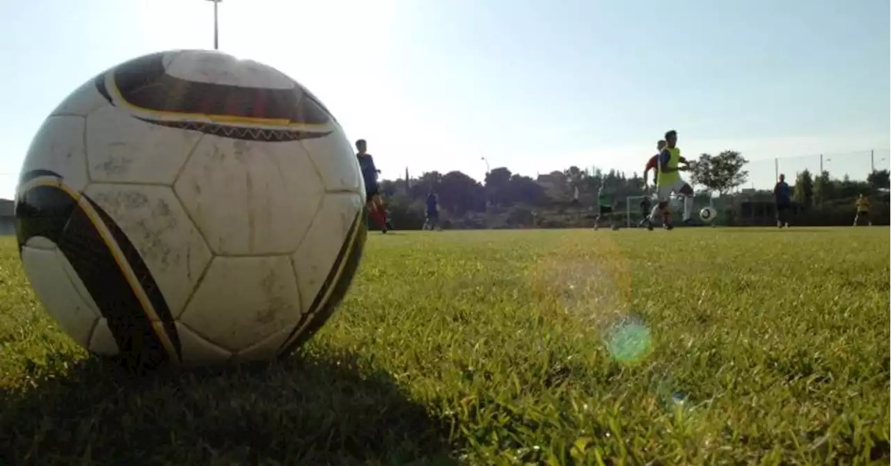 Marseille : son fils n’est pas retenu dans l’équipe de foot, il agresse les coachs au couteau de cuisine