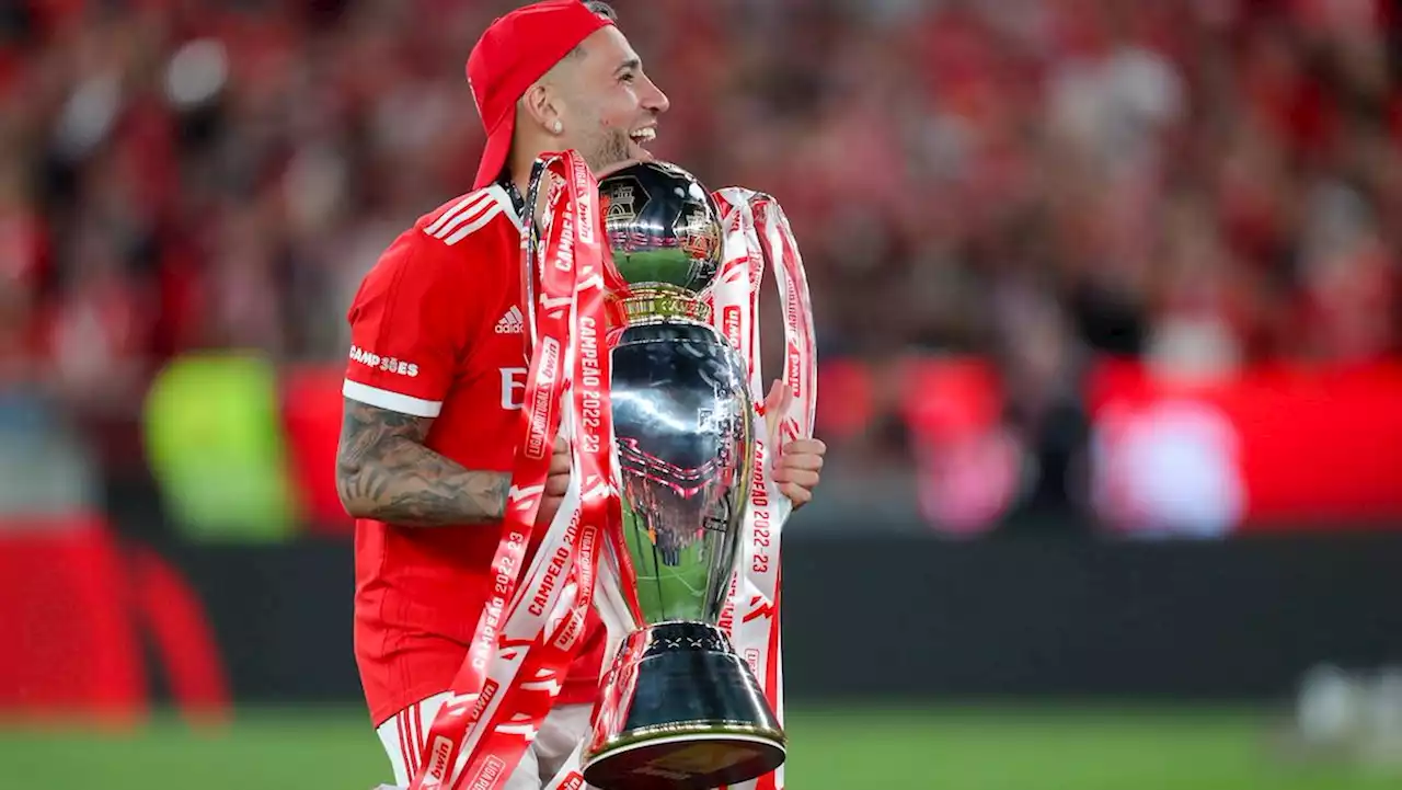 OFICIAL: Otamendi renova com o Benfica