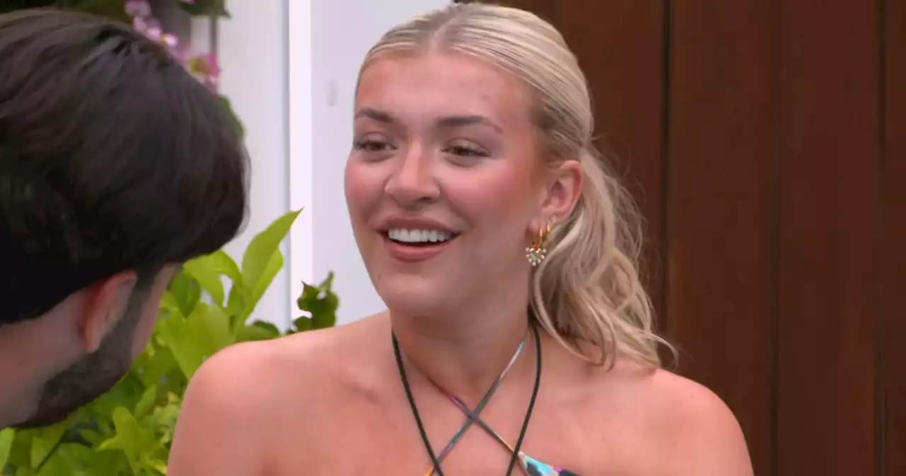 Love Island fans can't believe Molly's age as she heads on date with bombshell