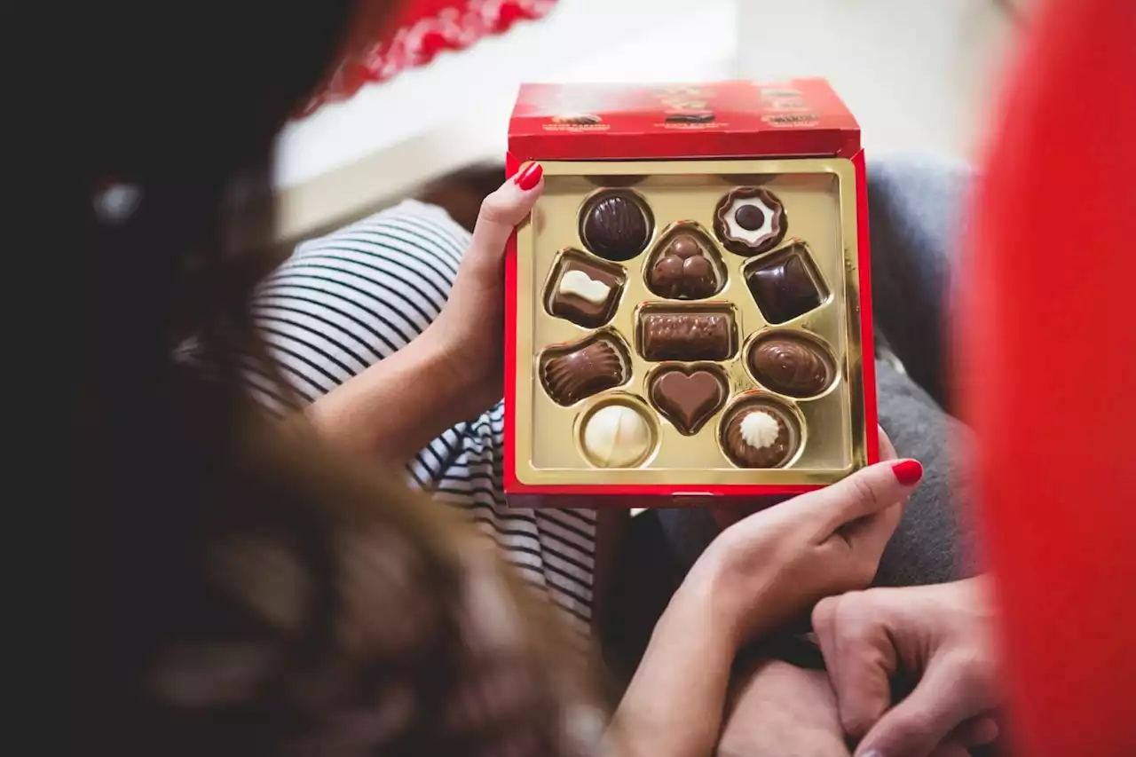 Para curtir com quem você ama: veja cestas e chocolates para o Dia dos Namorados