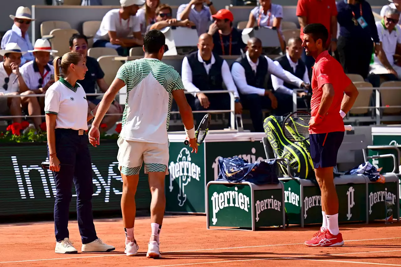 EN DIRECT - Djokovic prend le troisième set, Alcaraz pétrifié par les crampes