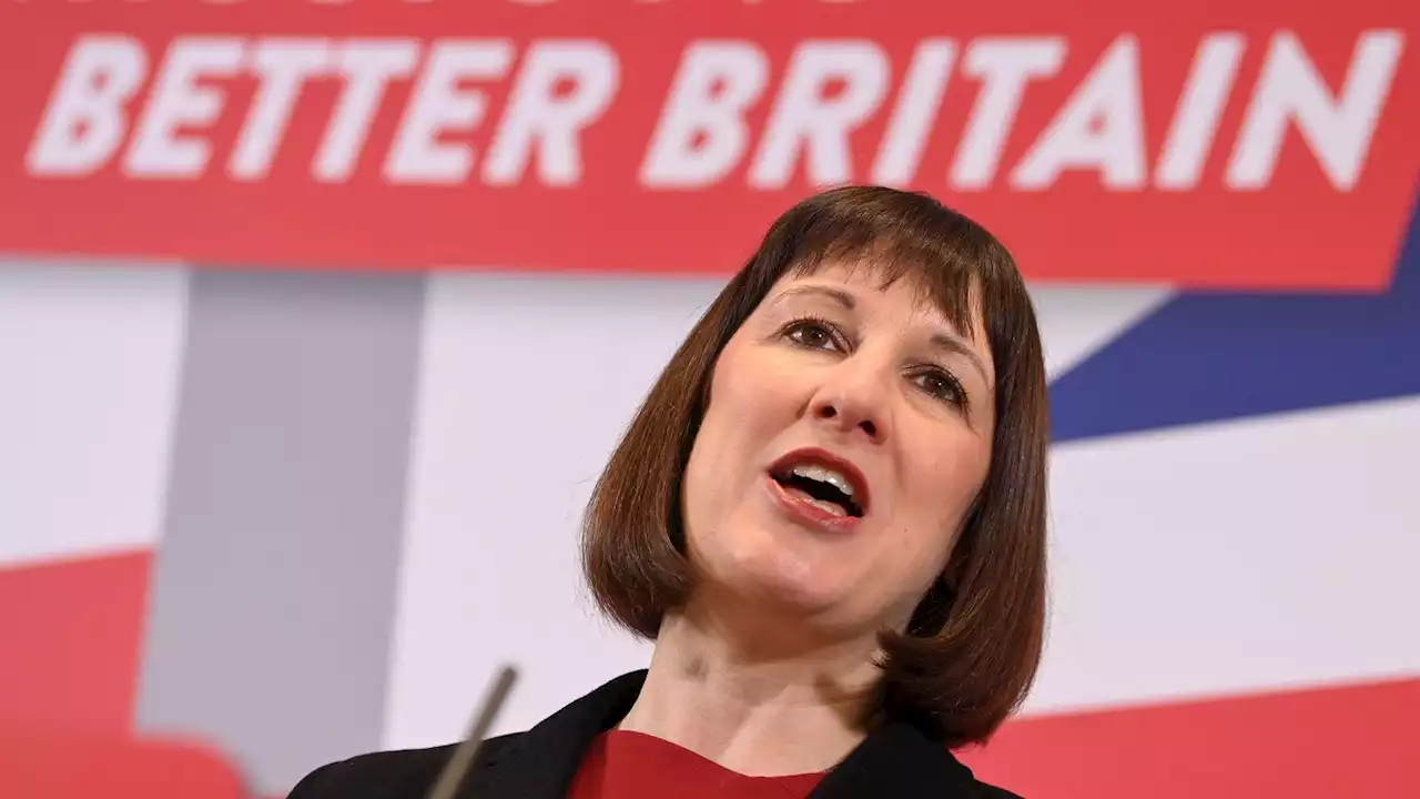 Labour's Rachel Reeves backtracks on £28bn green prosperity scheme