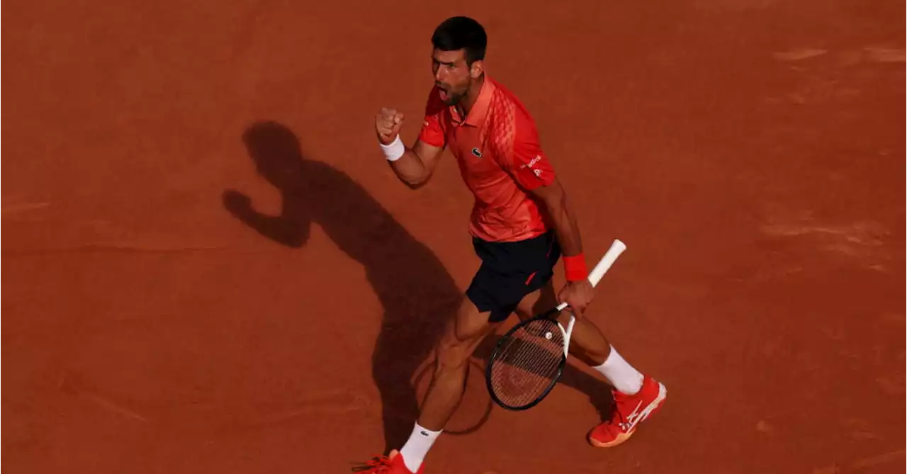 Tennis, Roland Garros: i crampi fermano Alcaraz, Djokovic vince e vola in finale