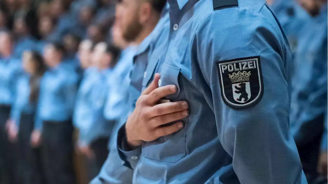 Nachwuchsmangel bei der Berliner Polizei: Gewerkschaft fordert Sonderzuschläge für späte Einsteiger