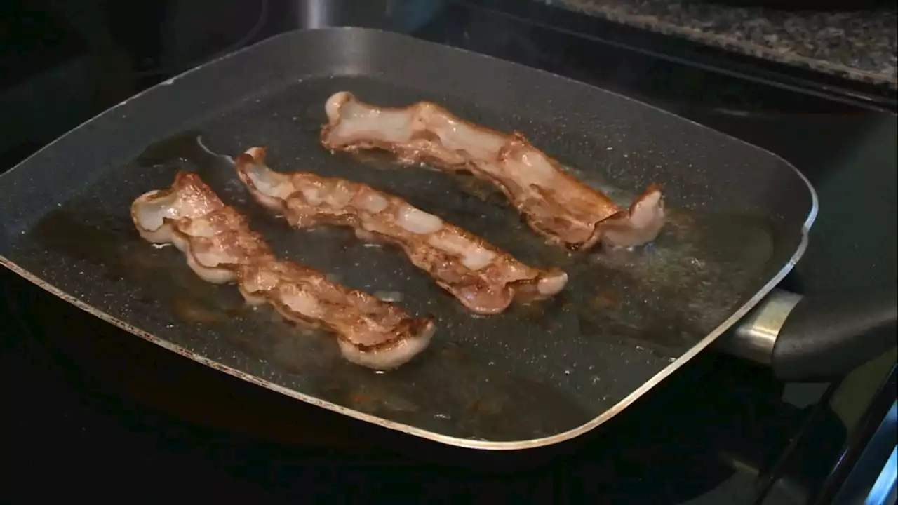 California bacon law takes effect but pork from farms using cages will still be on shelves