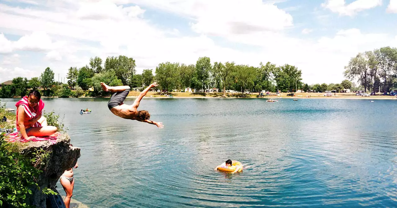 This hidden swimming hole in Ontario has an underwater world to explore