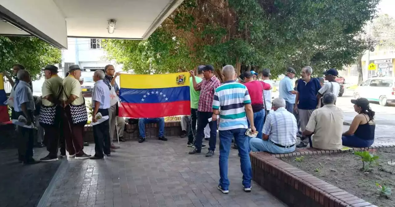 Regresa consulado colombiano en la frontera venezolana