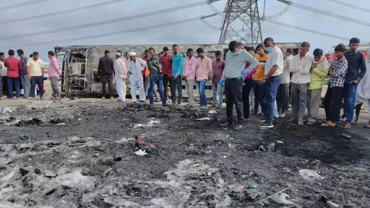 25 dead after bus crashes and catches fire in India