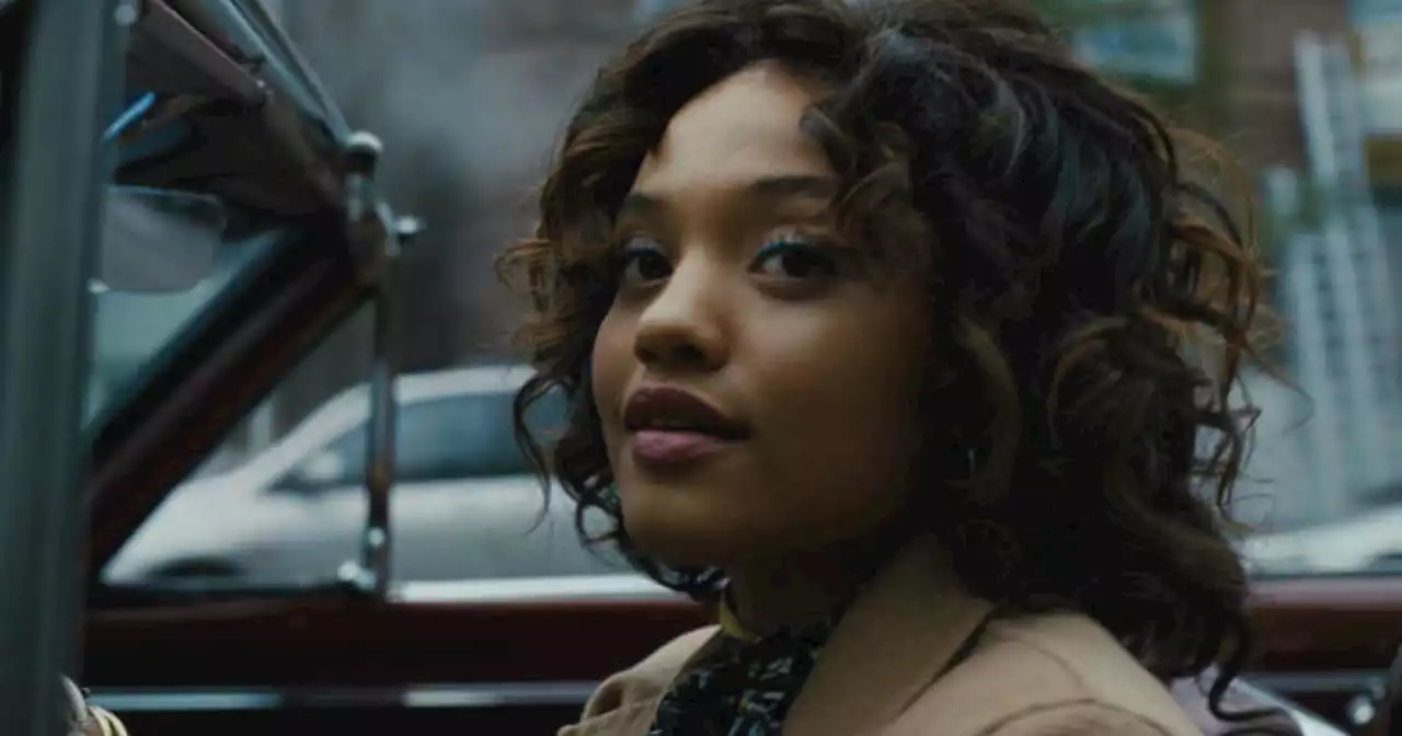 The Flash's Kiersey Clemons Struggled With Being Asked About Ezra Miller