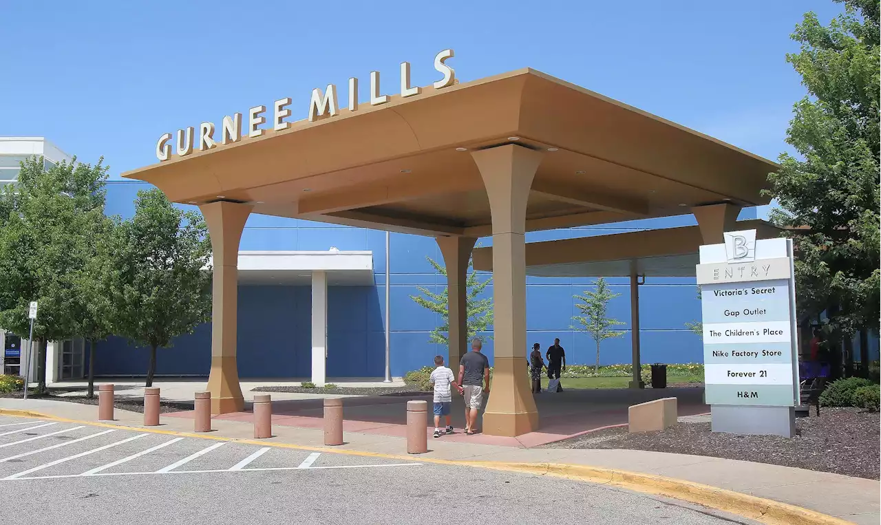 Bowling alley, more stores coming to help fill old Sears space at Gurnee Mills