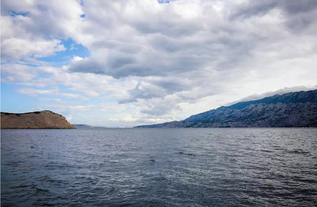 Im Urlaub: Deutsche geraten in Horror-Sturm und stranden an verlassener Klippe: „Zum Sterben hingelegt“