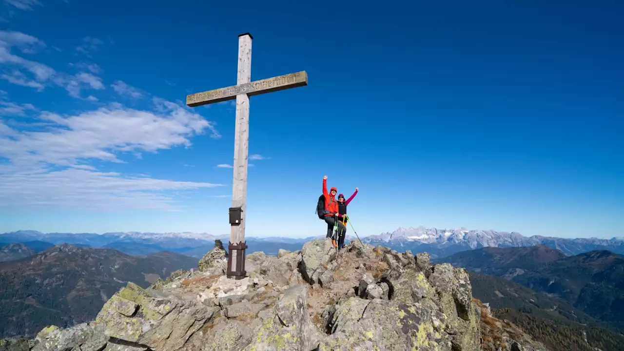 Perché c'è chi vuole togliere le croci in montagna (di S. Lucchi)