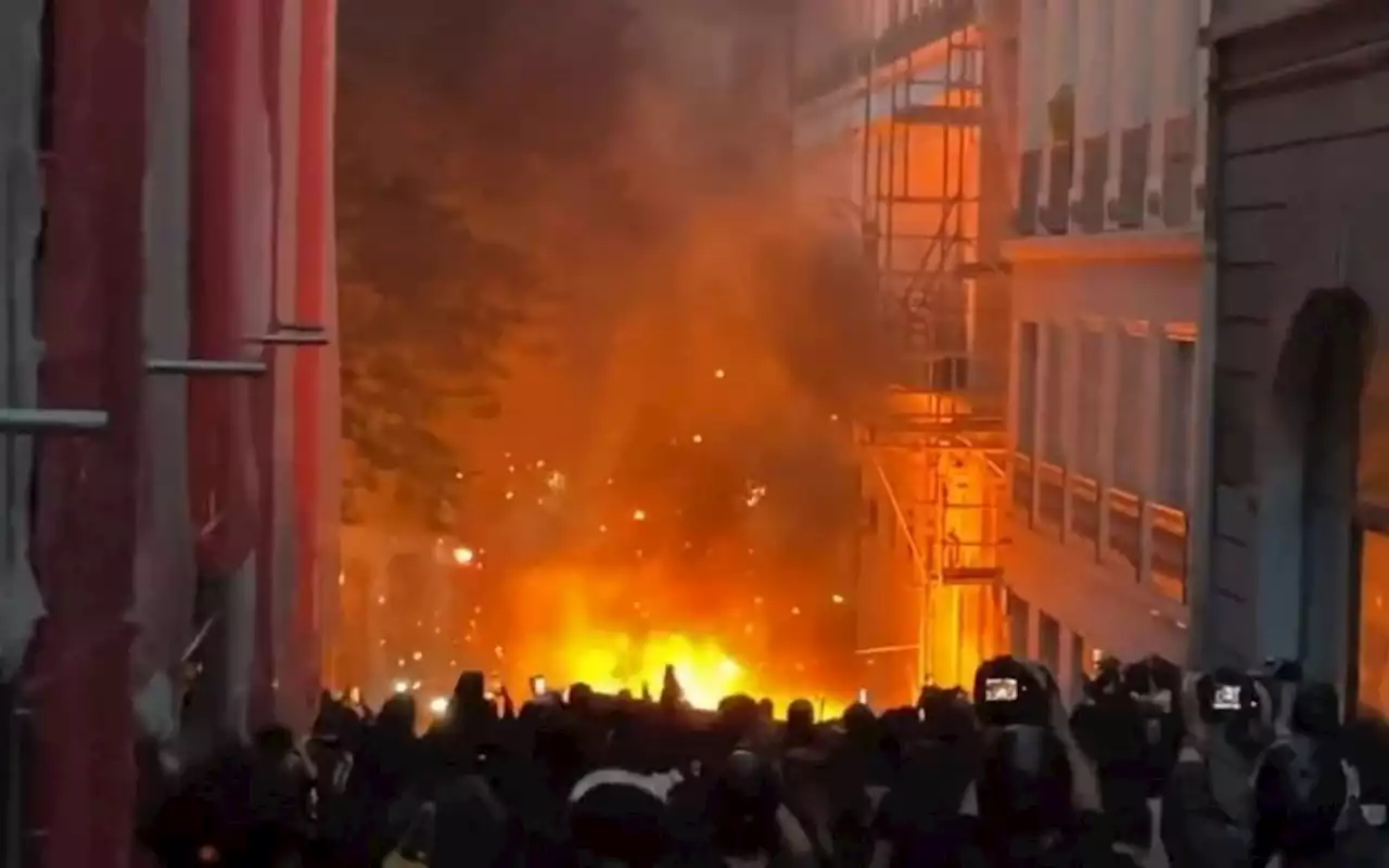 França: quarta noite de protestos resulta em mais de 1300 presos | Mundo e Ciência | O Dia