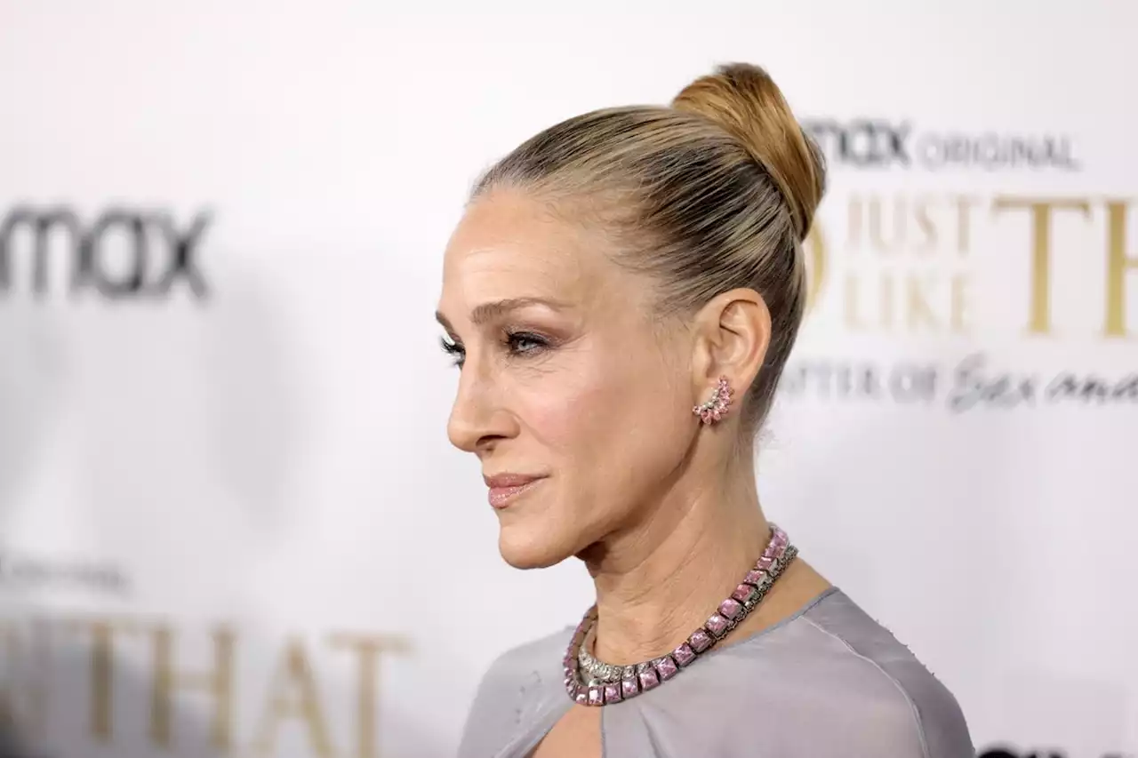 Sarah Jessica Parker sobre retorno de 'rival' em 'And Just Like That': 'Eu não poderia estar mais chateada'