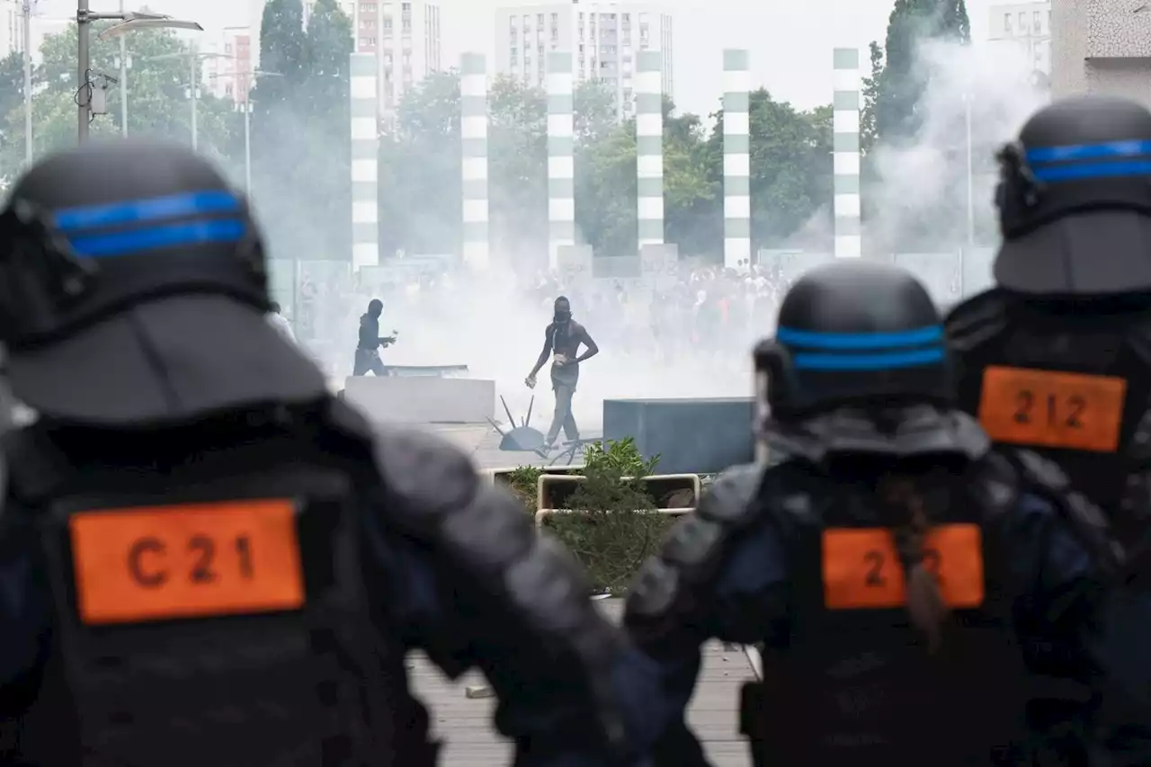 Mort de Nahel à Nanterre : des policiers « fatigués » en première ligne face aux violences urbaines