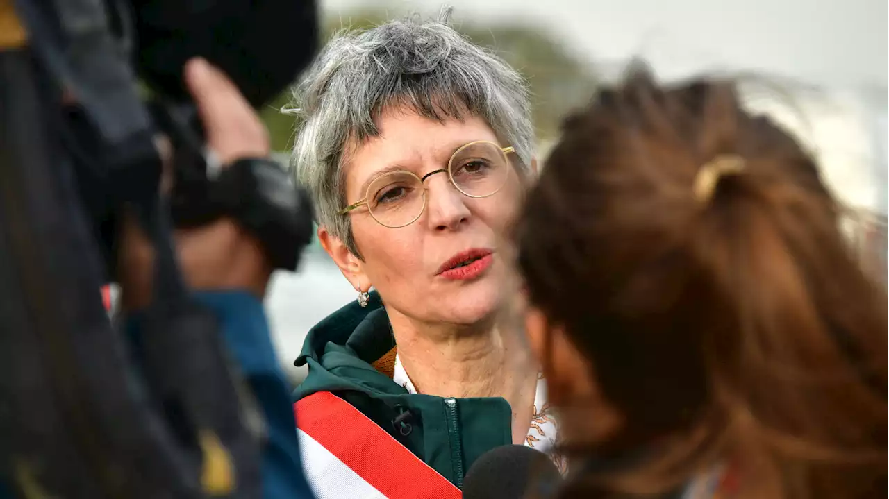 « Pauvre fille », ce maire du Val-d’Oise insulte copieusement Sandrine Rousseau