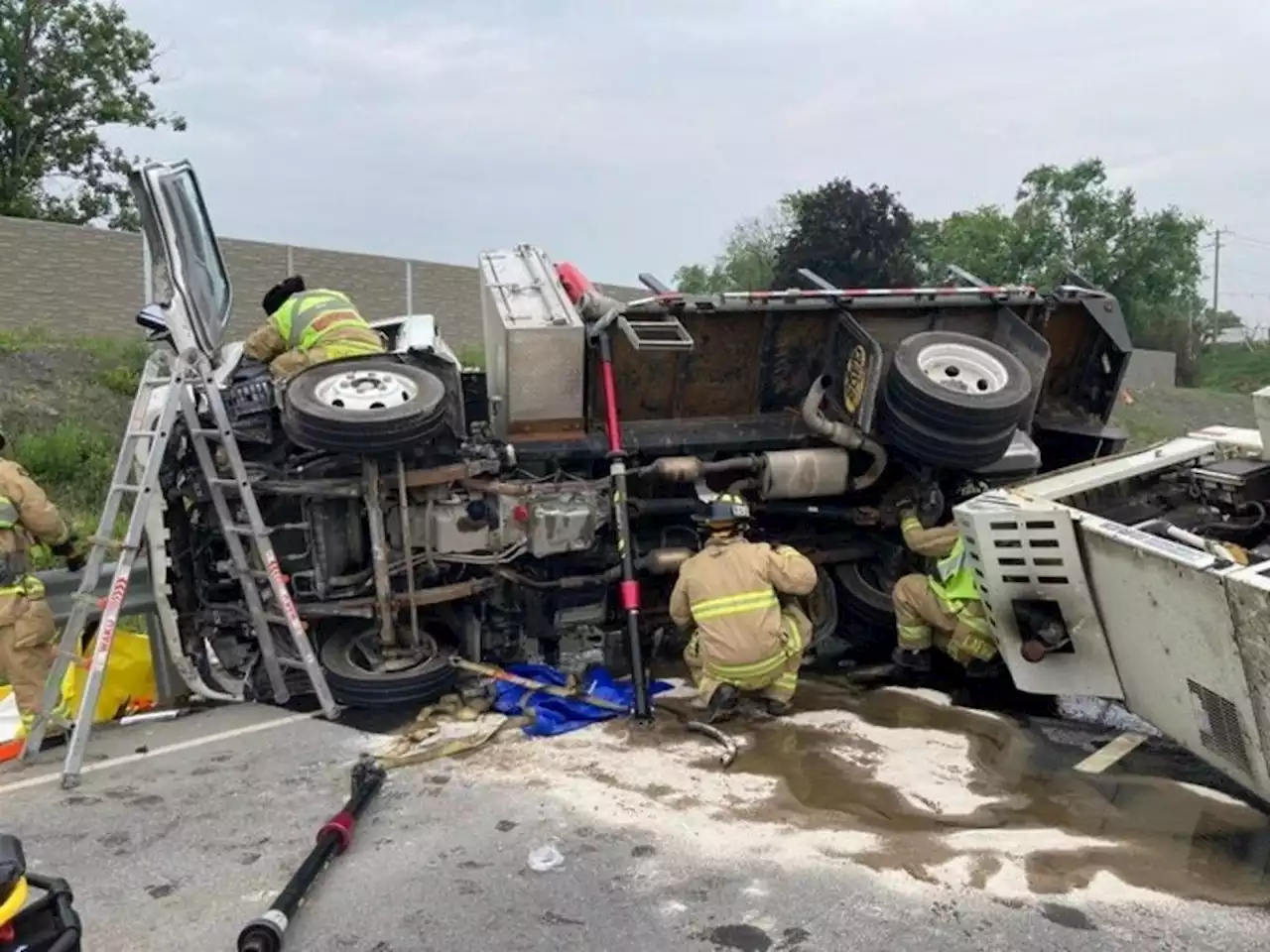 MASSIVE TRAFFIC JAM: Truck rollover on westbound Highway 174 injures two