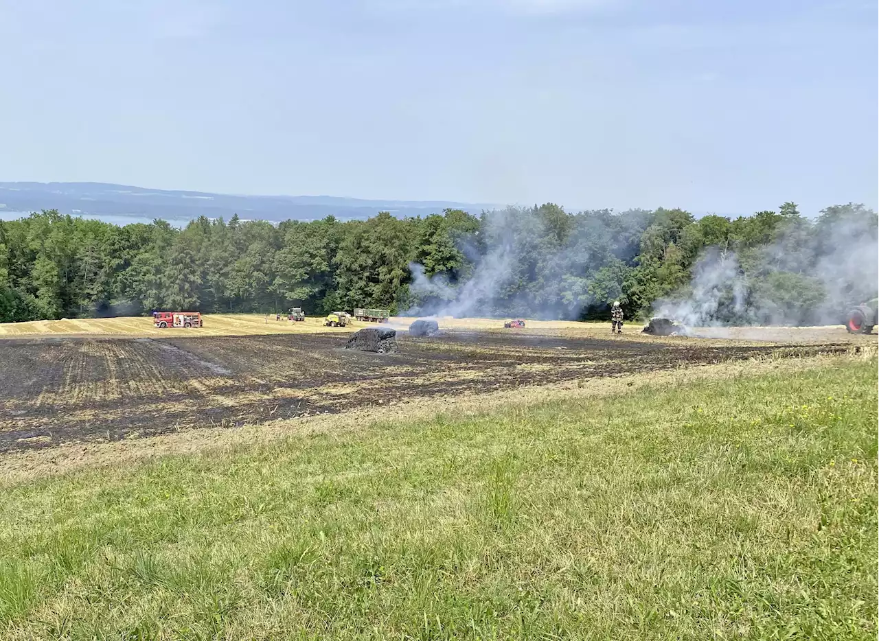 Ballenpresse in Brand geraten - Schweizer Bauer