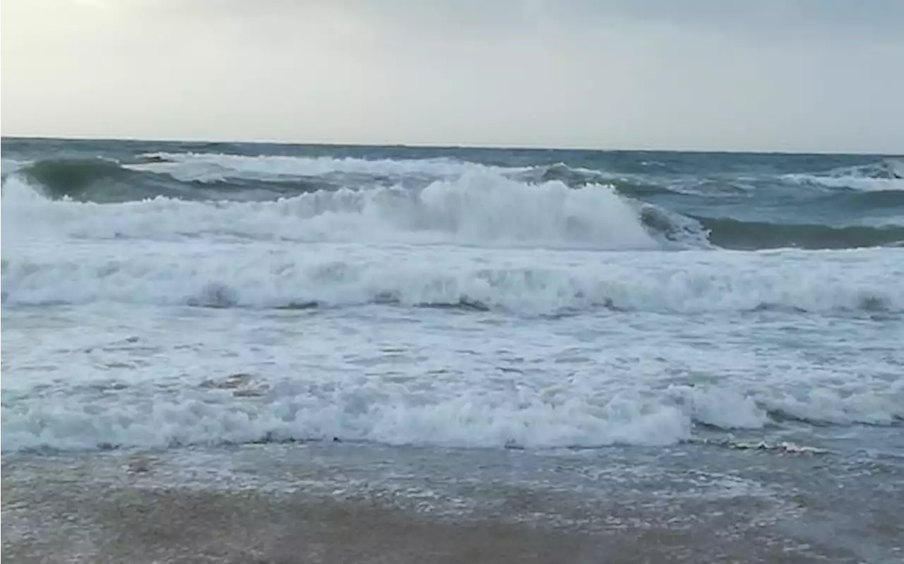 Roma: salva madre e figlia poi viene travolto dalle onde, morto 59enne