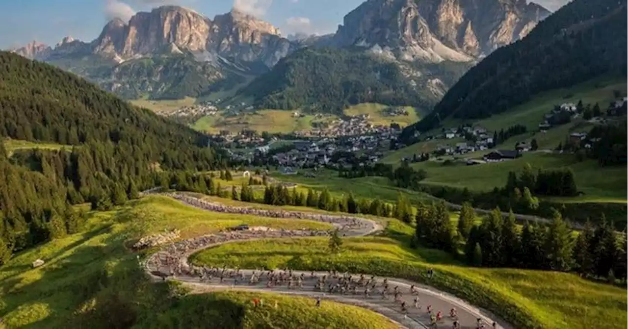 Maratona dles Dolomites, la bici torna a regnare sulle strade alpine