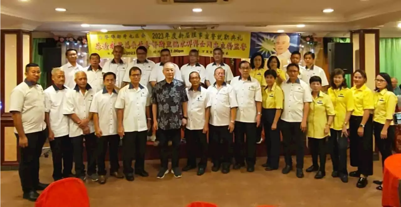 Dr Wee witnesses swearing-in of Batu Gajah MCA leadership