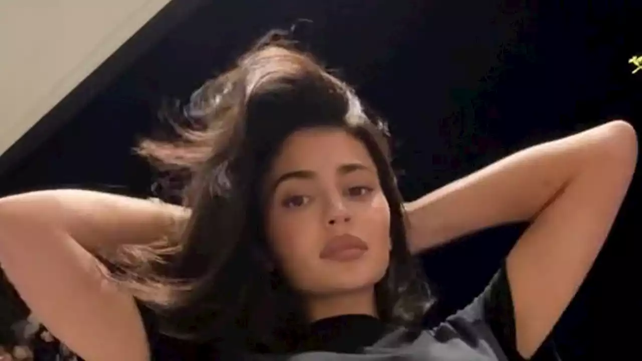 Kylie flaunts her real natural hair without wigs or extensions in new TikTok