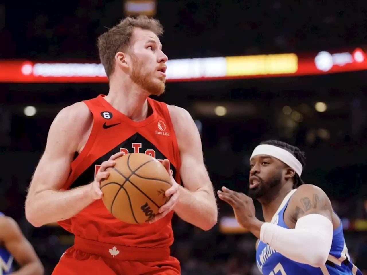 Raptors ink Jakob Poeltl to 4-year deal worth $80 million