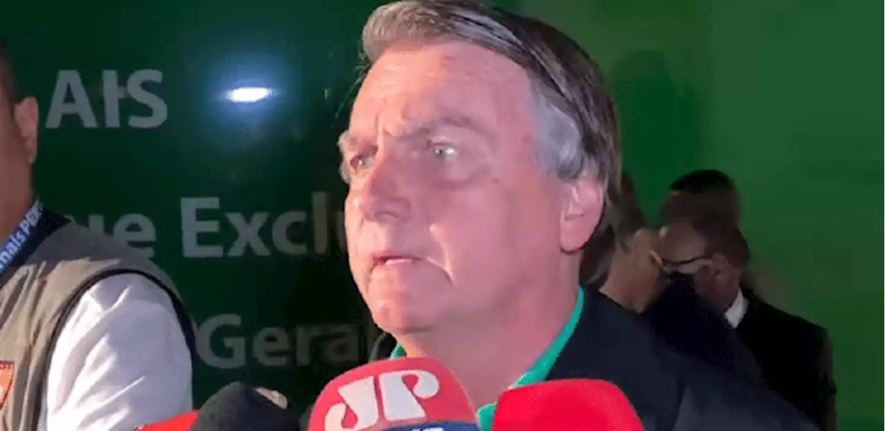 Bolsonaro diz estar tranquilo e que no Brasil 'não se pode dizer a verdade'