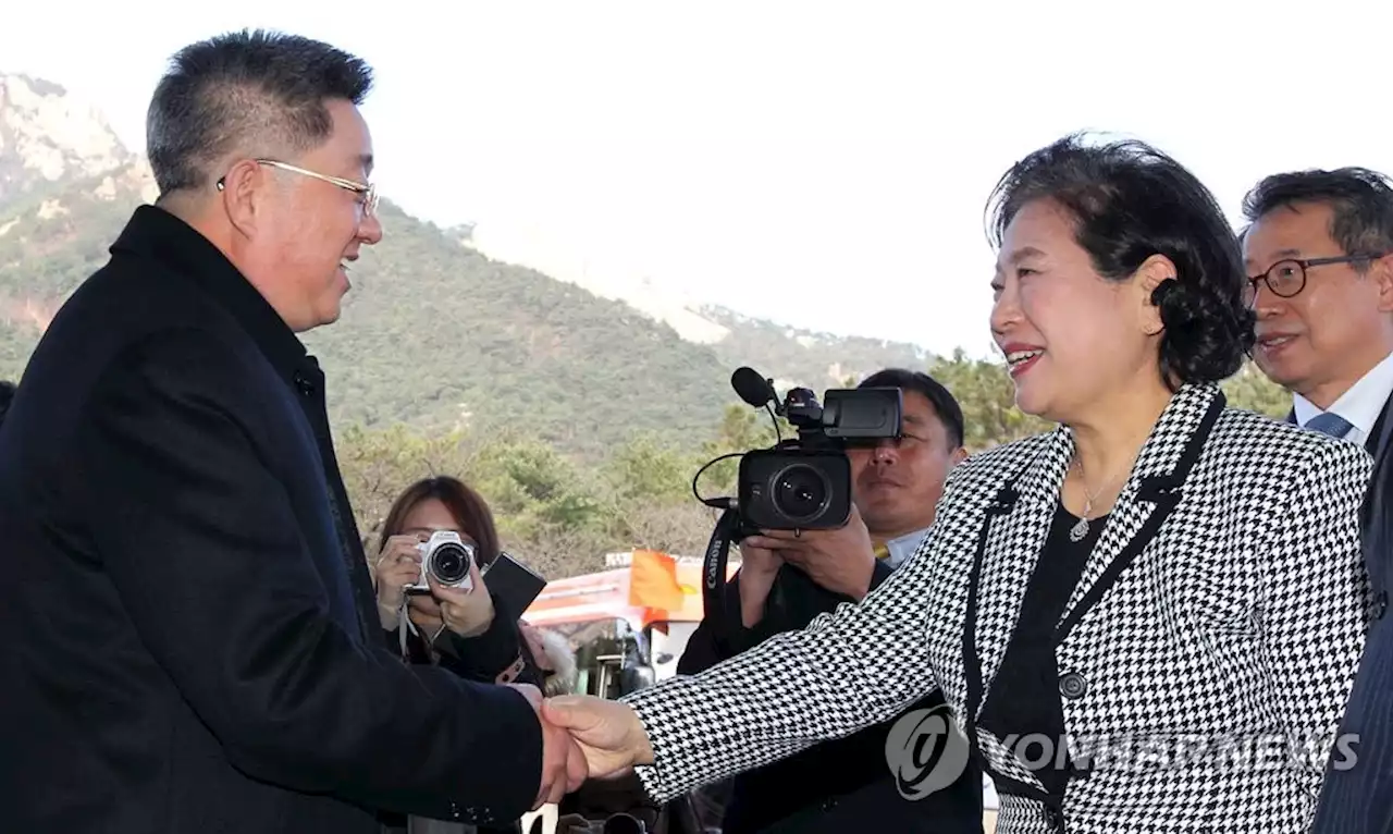 북, 현정은 방북거부 '외무성'이 발표…南도 외국으로 여기나 | 연합뉴스