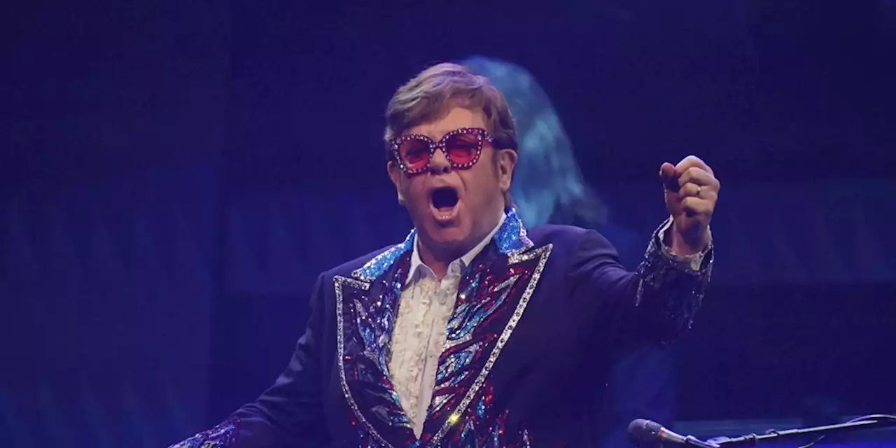 Así interpretó Elton John su última canción sobre los escenarios