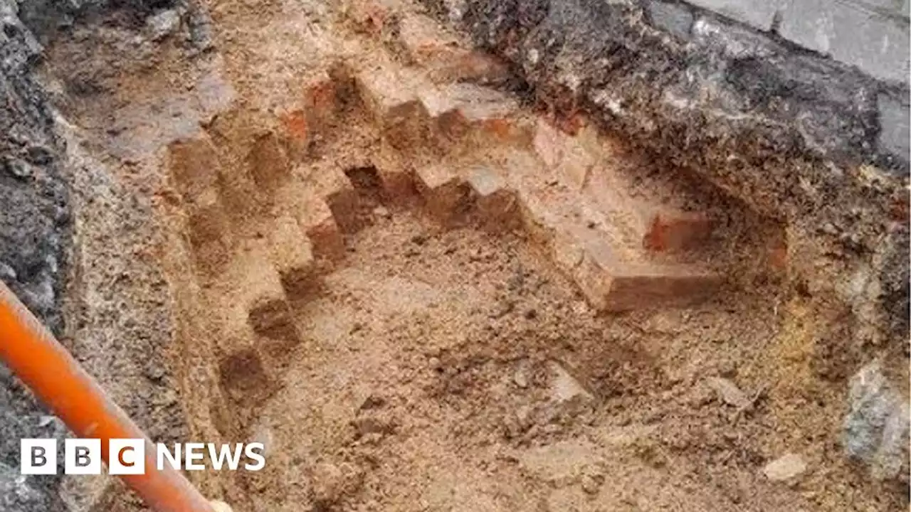 Oxford station upgrade: Roadworks paused over archaeological find