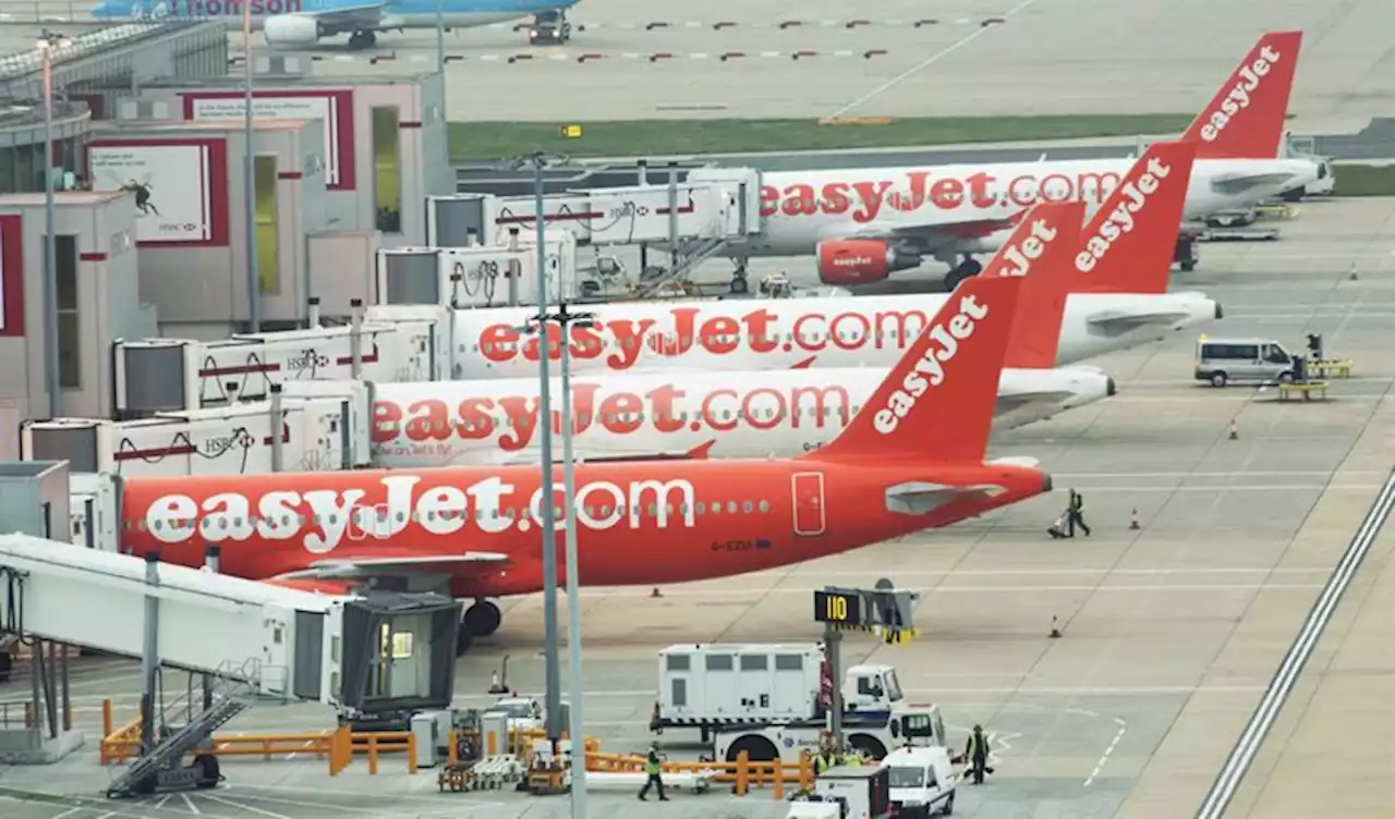 easyJet cancela 1.700 vuelos este verano por interrupciones en el control del tráfico aéreo