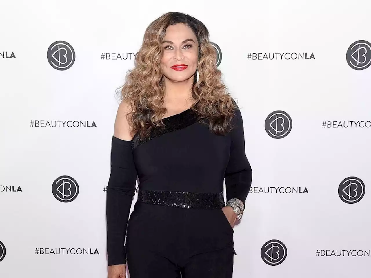 Beyonce's mom, Tina Knowles, robbed of $1M in cash and jewels after break-in