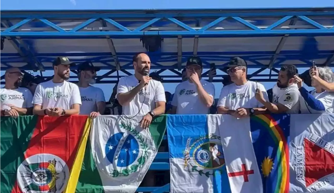 Deputados acionam STF e Conselho de Ética contra Eduardo Bolsonaro após ataque a professores