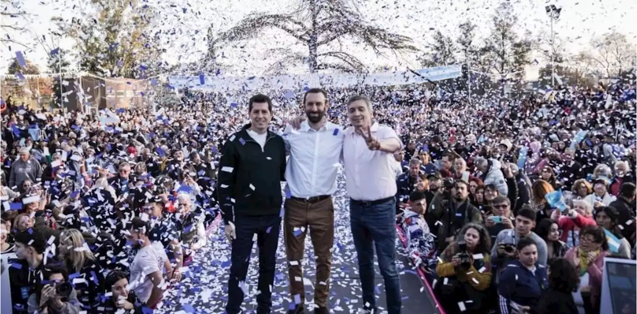 La última encuesta que reparte La Cámpora: apunta al GBA y trae un mensaje para Cristina