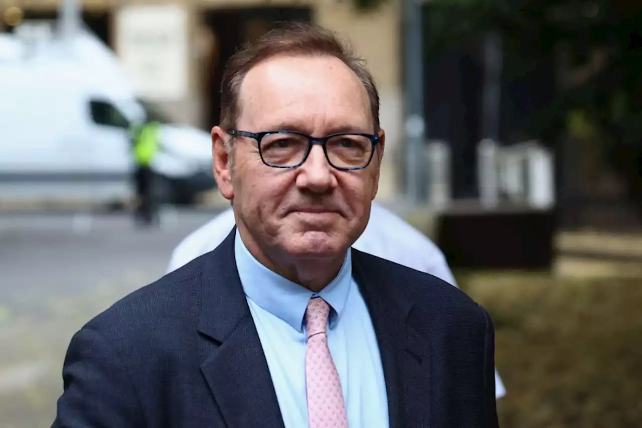 Kevin Spacey é um 'predador' sexual, diz suposta vítima a tribunal do Reino Unido