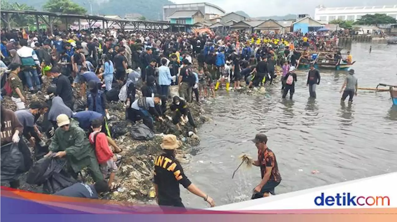 Walkot Bandar Lampung Sebut Sampah di Pantai Sukaraja Tanggung Jawab Pemprov