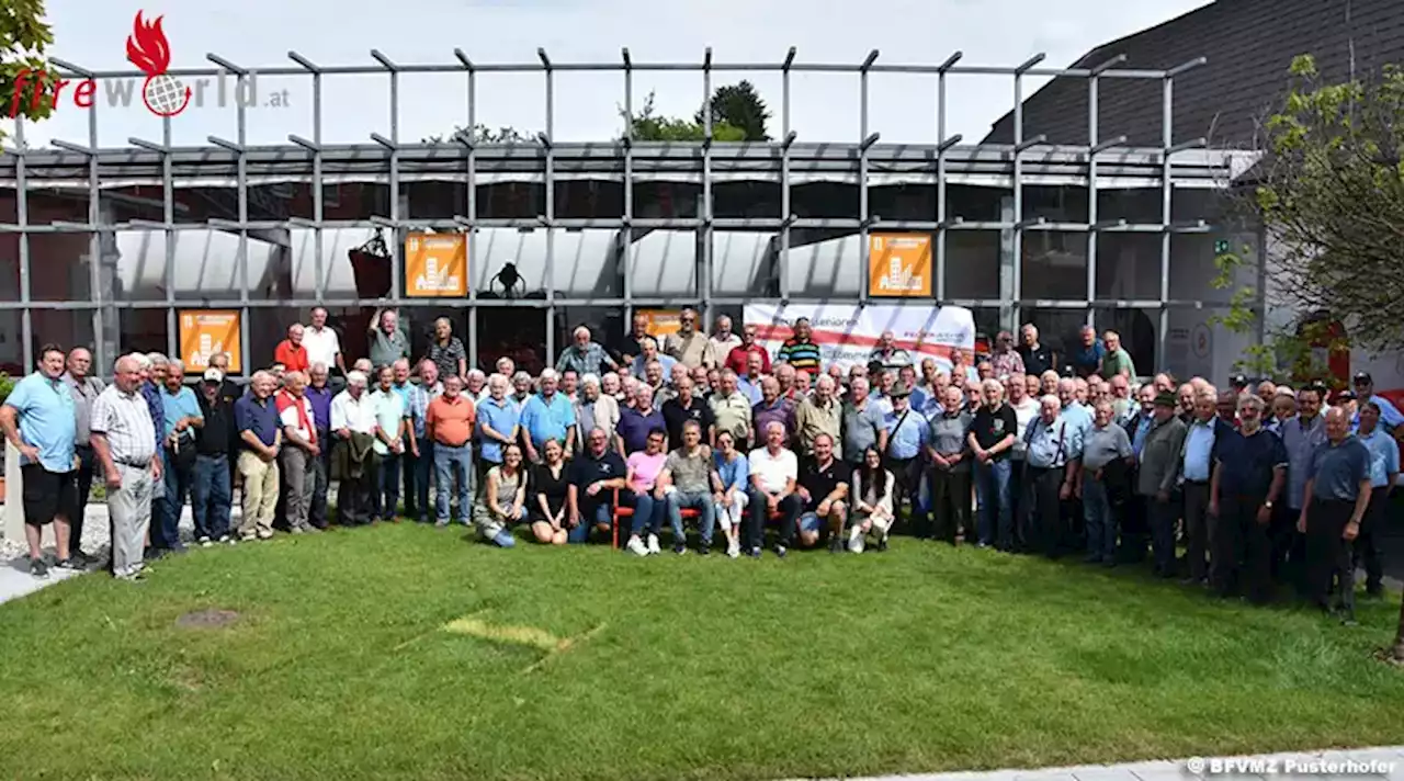 Stmk: Bereichsfeuerwehrsenioren besuchen Sonderausstellung im Feuerwehrmuseum