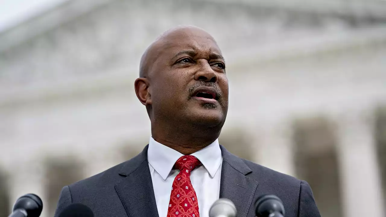 Former Republican Indiana AG Curtis Hill enters 2024 primary race to replace outgoing GOP Gov Holcomb