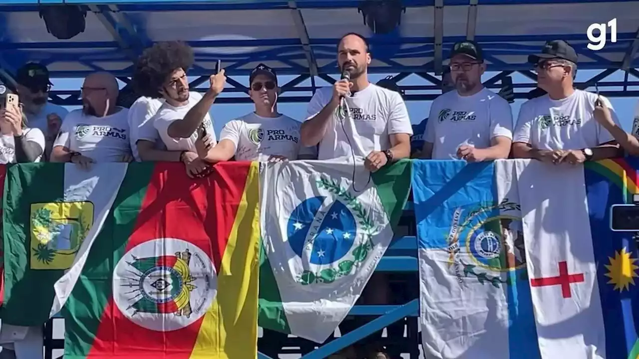 Eduardo Bolsonaro compara professor a traficante de drogas em evento pró-armas no Brasília