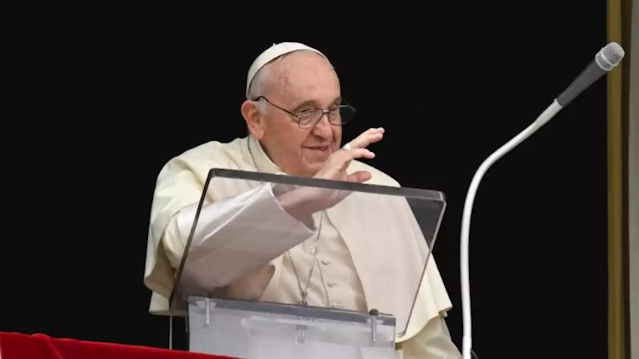 Pope at Angelus: Only the little ones know how to welcome God’s love