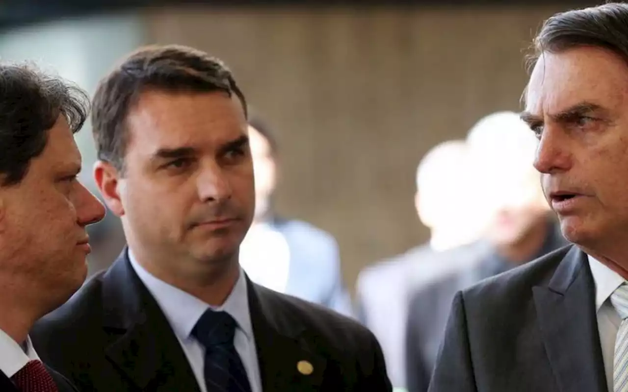 'Grande injustiça', diz Flávio Bolsonaro ao defender Tarcísio após polêmica com reforma tributária | Brasil | O Dia