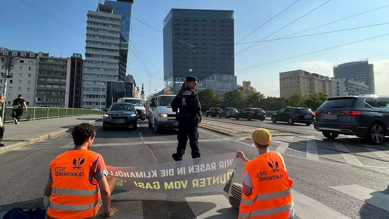 Klimaaktivisten legten Schwedenplatz lahm