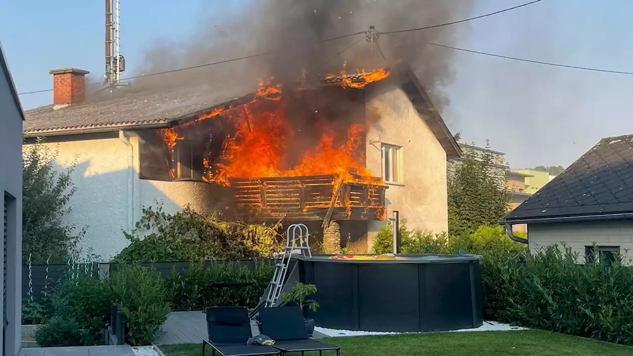 Gasgriller setzte einen ganzen Balkon in Brand